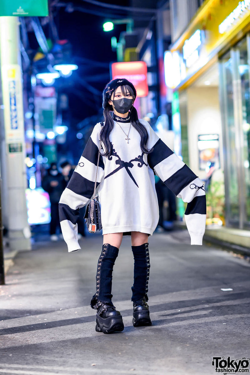 Oversized Stripes and Lace-Up Thigh Highs: A Minimal Dark Harajuku Fit