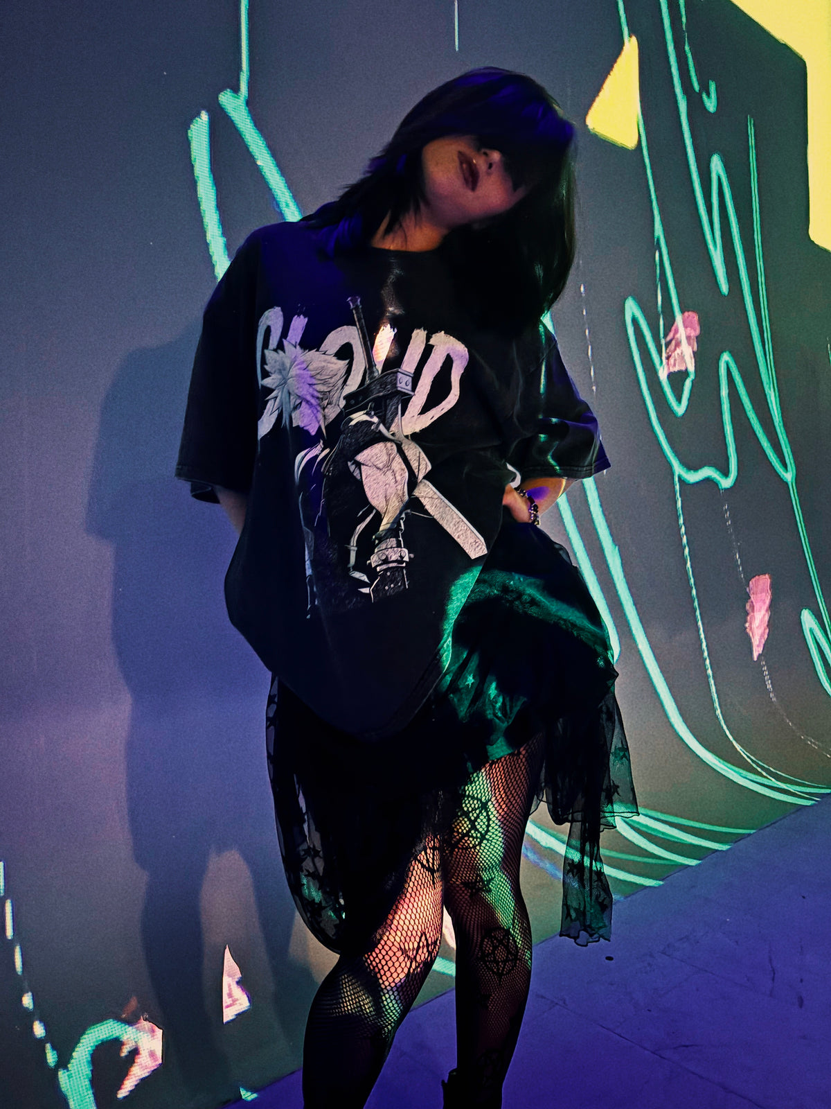 Spikey Head Oversized Vintage T-Shirt - ChibiBytes