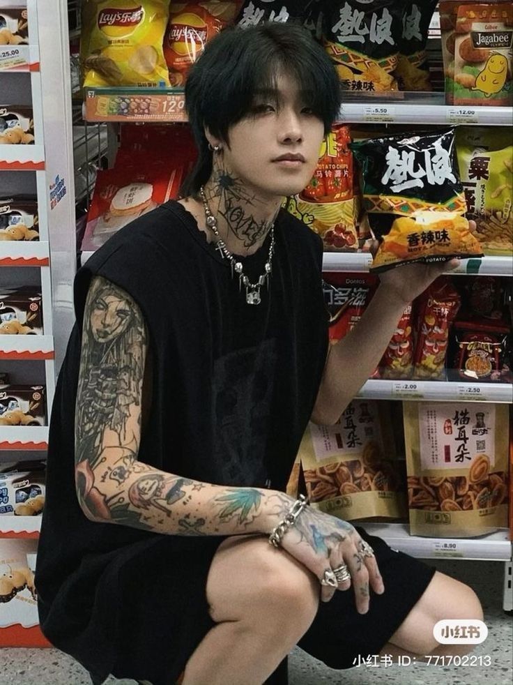 The Pretty Boy with Tattoos: Korea's Favorite Fashion Contradiction