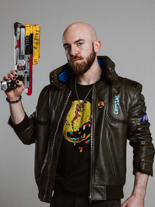 Night City IRL: themainzach's Cyberpunk 2077 V Cosplay Is the Real Thing